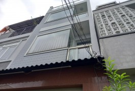 Bán nhà Bùi Quang Là PHƯỜNG 12 Q.gò vấp, 4 tầng, đường 5m, giá giảm còn 5.x tỷ